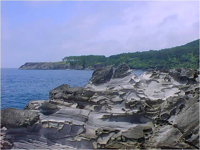 Lava Formation, Jeju Island 3.jpg