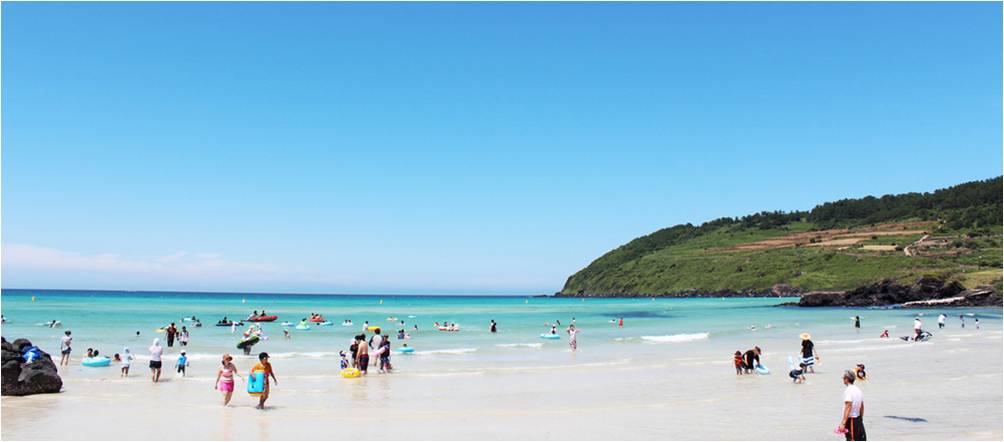 Seashore, Jeju.jpg