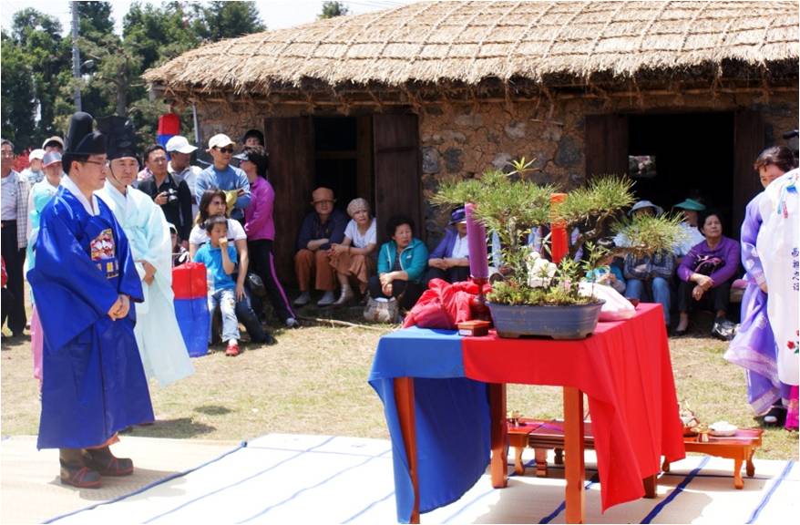 Traditional Wedding Ceremony, Jeju.jpg